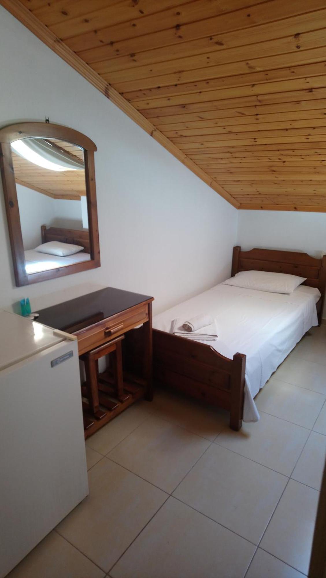 Kiwi Kastle Aparthotel Néa Fókaia Екстериор снимка