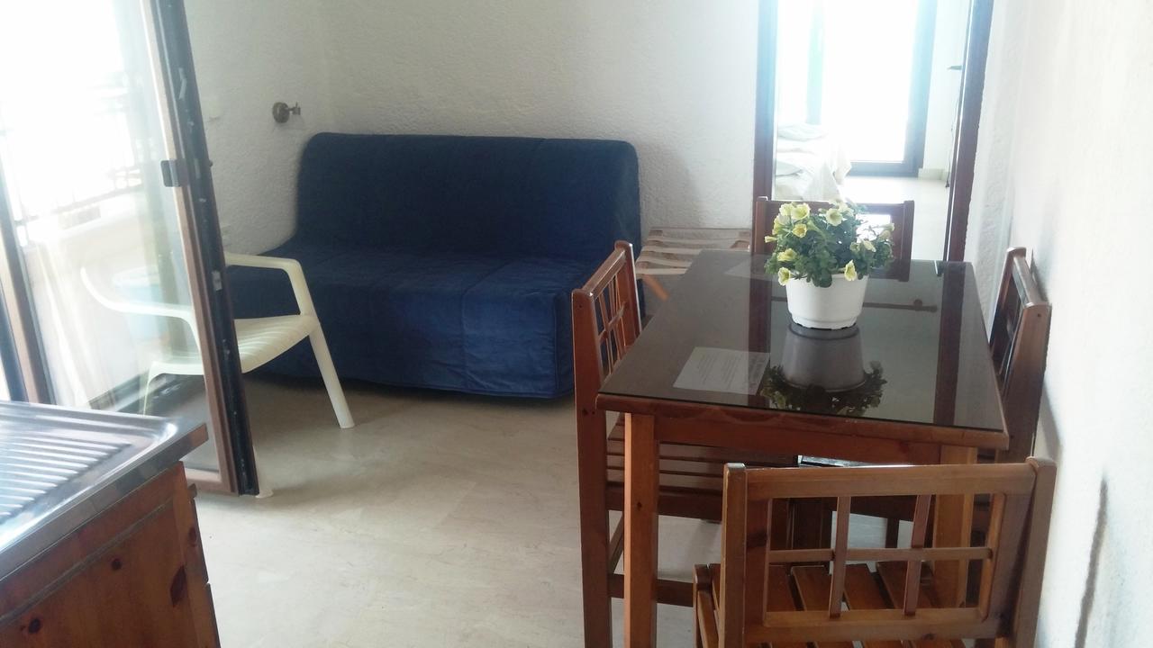 Kiwi Kastle Aparthotel Néa Fókaia Екстериор снимка